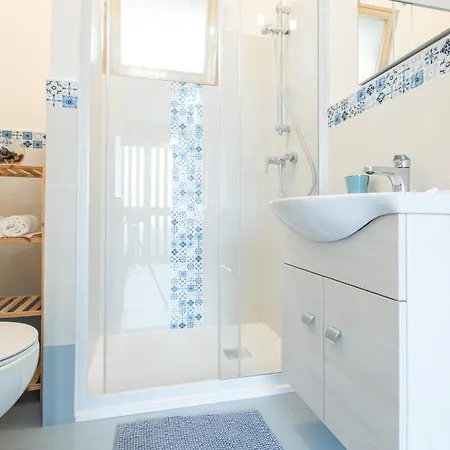 Mikao 4 E 5 Apartmán