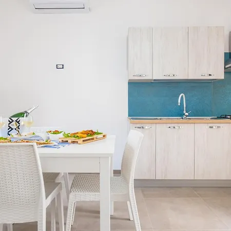 Appartamento Mikao 4 E 5 Torre Pali