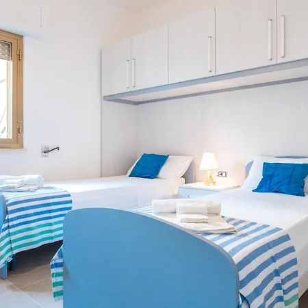 Mikao 4 E 5 דירה